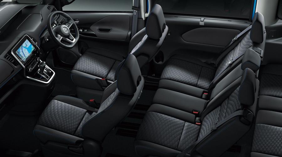 Интерьер Nissan Serena Autech 2018 года  (фото 4 из 8)